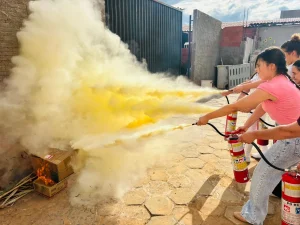 HDG treina brigadas contra incêndio em unidades de Salinas, Pirapora e Brasília de Minas - Portal38